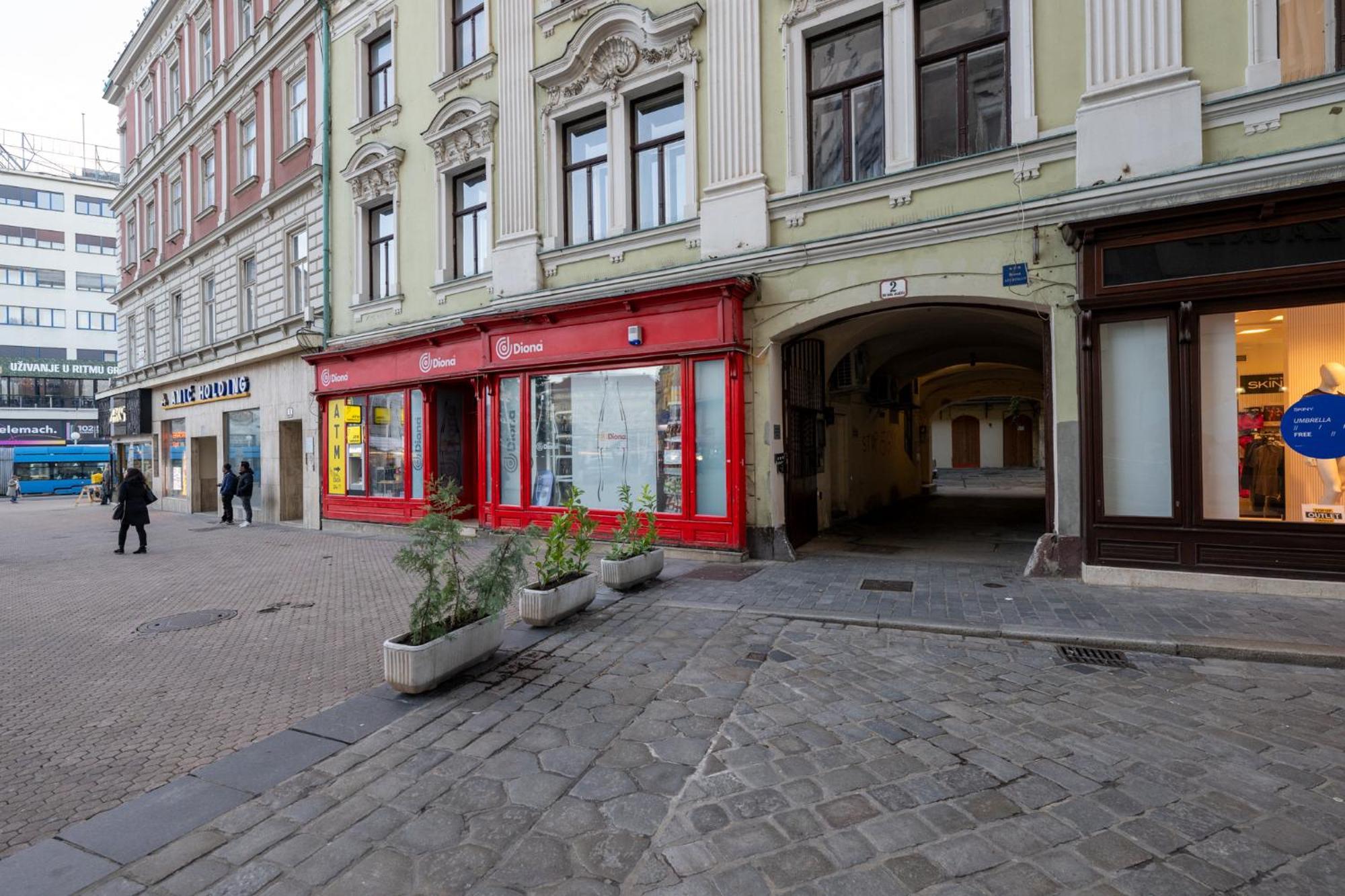 Mandina Studios On A Main Square Zagrzeb Zewnętrze zdjęcie